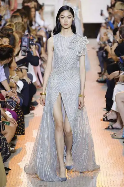 elie-saab-sonbahar-kis-2018-couture-11855569.webp