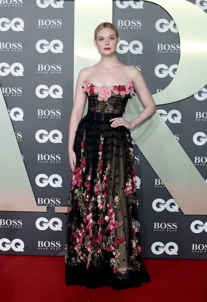 Elle Fanning.jpg