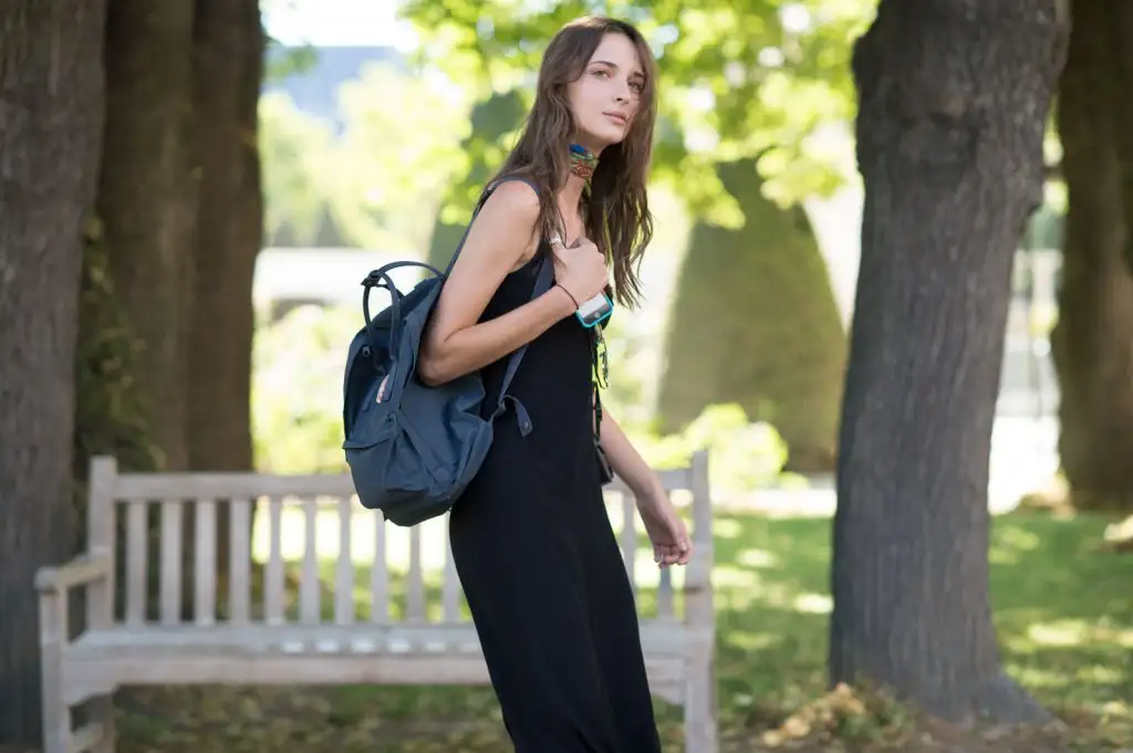 elle-paris-haute-couture-15-streets-style-day-2-74.webp