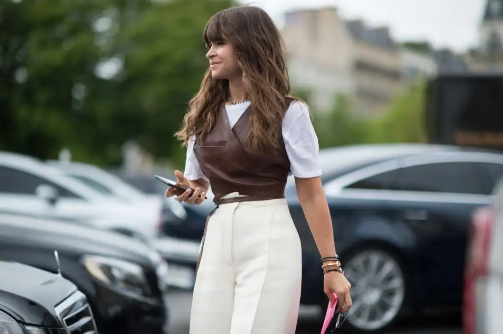 elle-paris-haute-couture-15-streets-style-day-3-18.webp