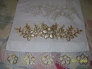 en-guzel-boncukla-havlu-susleme-nasil-yapilir-videolu-anlatim-galerisi-resimleri.webp