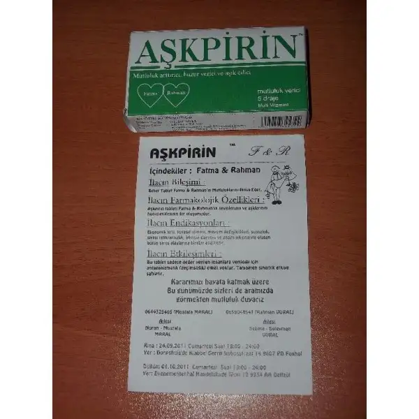 en-ilginc-dugun-davetiyeleri-askpirin.webp