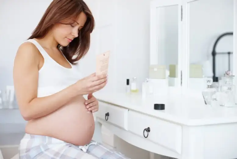enceinte-vergetures-femme-mhk75i9o2oh5t0da1unyvwvm59zs7vdhpn8o8tiob4.webp