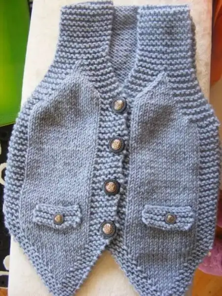 erkek_bebek_orgu_yelek_modelleri_2015_modasi-4.webp