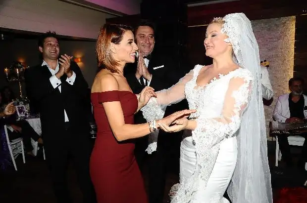 Esra Erol, Zahide Yeti+ş 1.webp