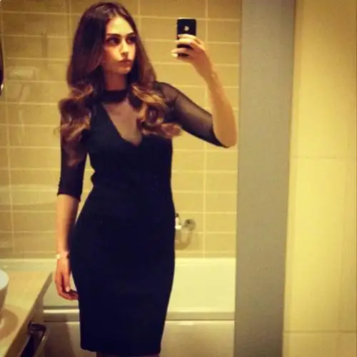 Esra_Bilgic  (2).webp