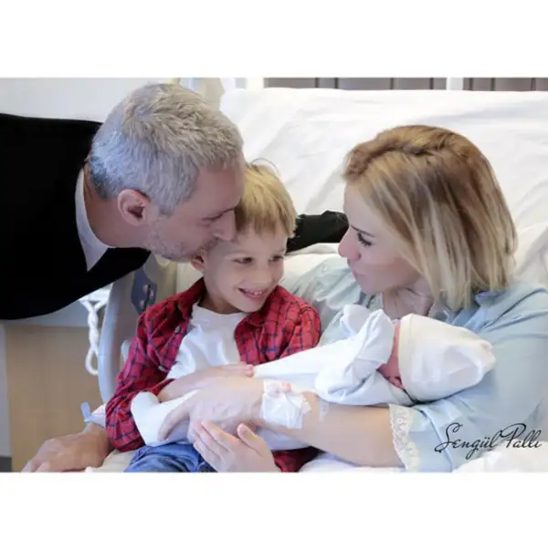 esra_erol_bebegi (3).webp