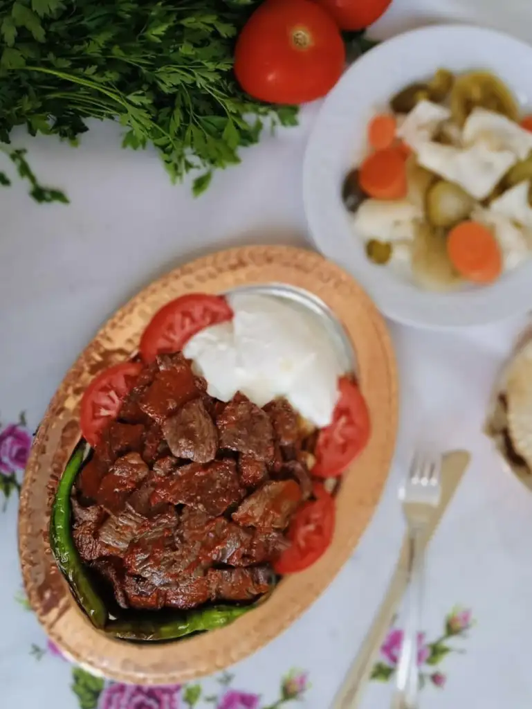 et yemeği.webp
