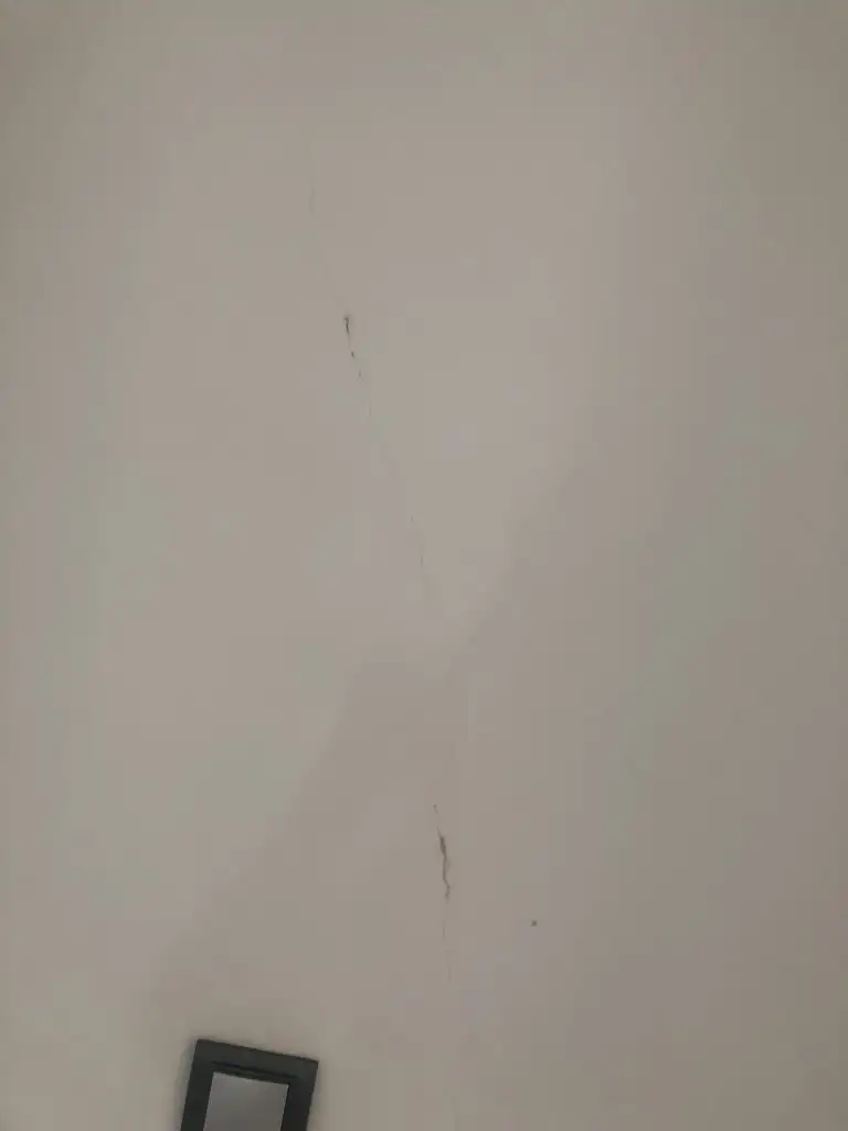 F06F0ECB-9D3F-4875-AB73-486039A019BF.webp