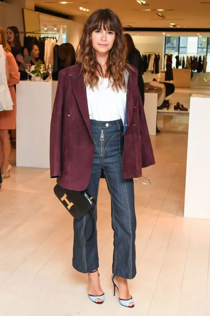 f4357eb4e715bfa06a79dfb74a6083fb (1).webp