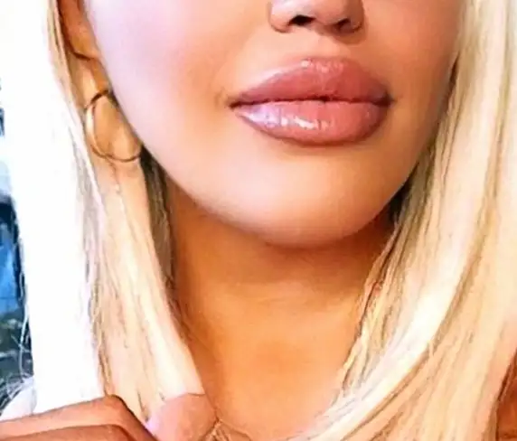 FaceApp_1685489096141.webp