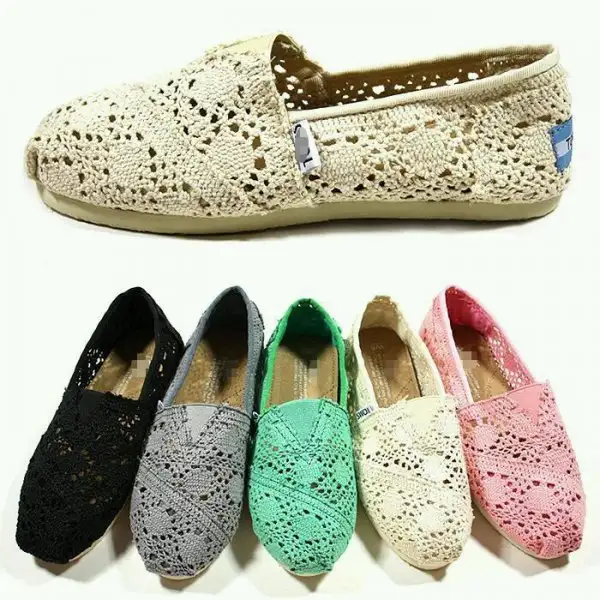farklı-renklerde-espadrilles-ayakkabılar.webp