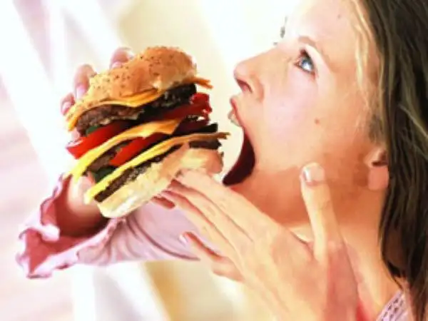 fastfoodyiyenkadin.webp