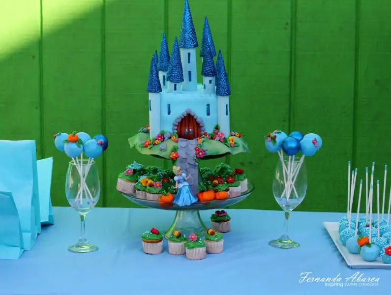 FernandaAbarcaCinderellaCake1.webp