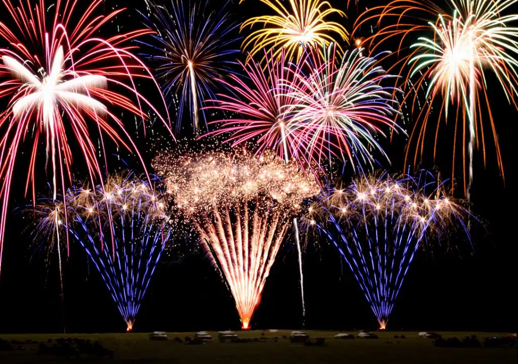 fireworks-2.webp
