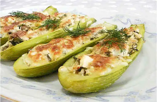 fırında-beşamel-soslu-kabak.webp