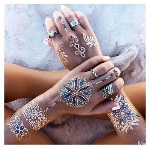 flash-metallic-tattoos-7.webp