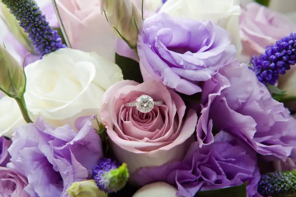 flowers-uk-missy-mo-loves-spring-ideas----this-is-wedding-photography-pictures.webp