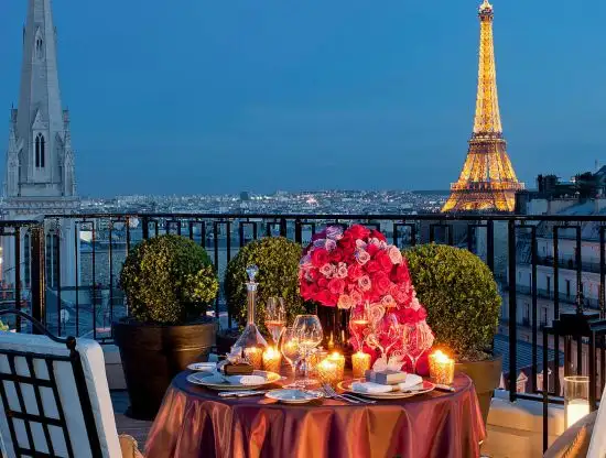 Four-Seasons-Hotel-George-V-Paris.webp
