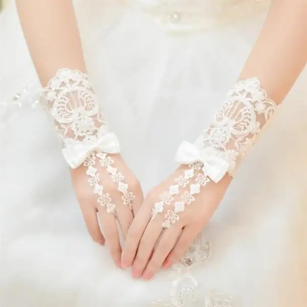 Free_Shipping_High_Quality_Wrist_Length_Pearls_Beading_Fingerless_With_Bow_Lace_Bridal_Gloves.webp