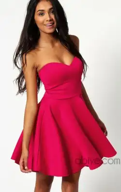 fusya-klos-straplez-mini-elbise.webp