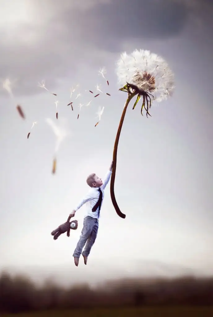 Gabe-Tomoiaga-photographie-lInnocence-de-lEnfance-avec-ses-propres-Enfants-12.webp
