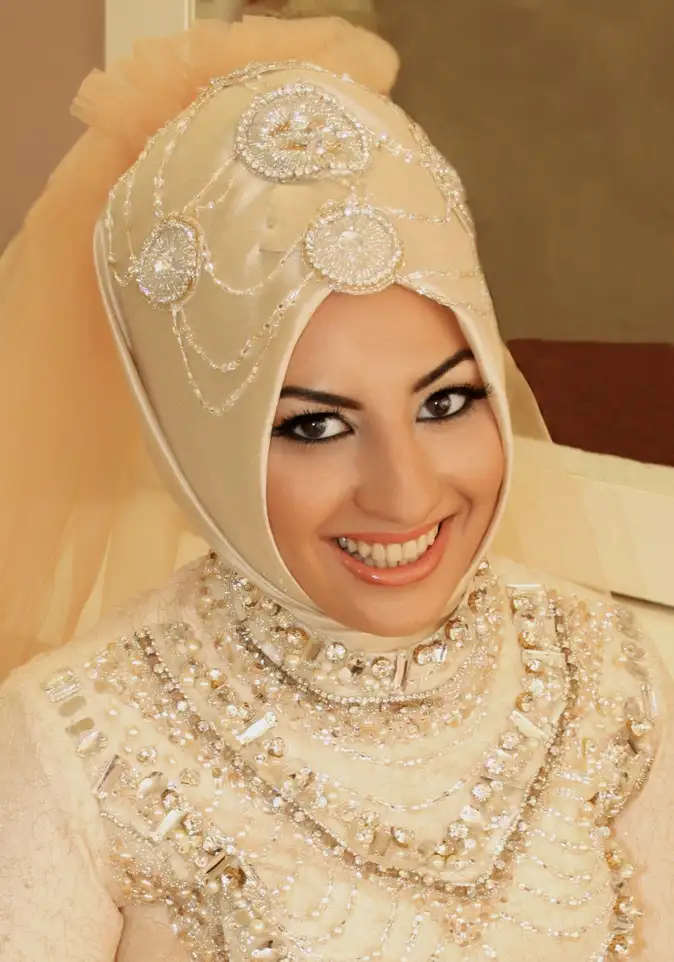 gelin_basi_kapali_008.webp