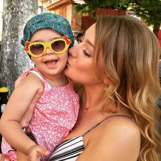 GİZEM KARACA.webp
