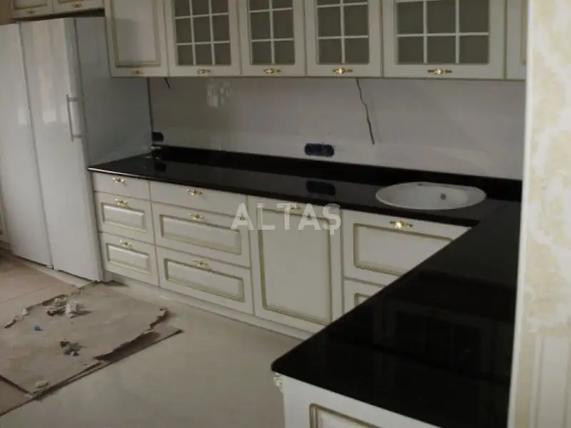 granit_absolute_black_mutfak_tezgahi.webp