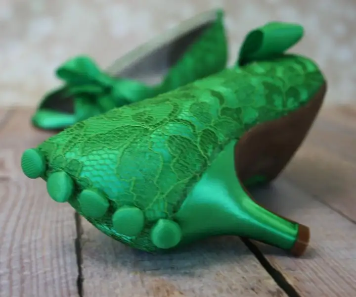 Green-Kitten-Heel-Peeptoe-Cu-Kristen-3.webp