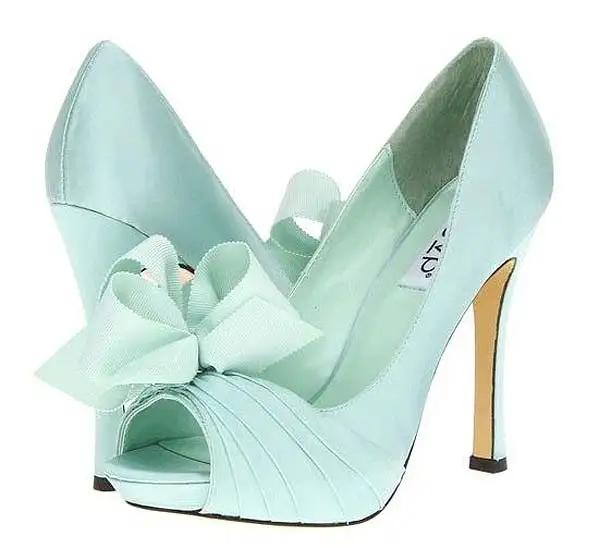 Green-wedding-shoes-mint-green-bow-peeps.webp