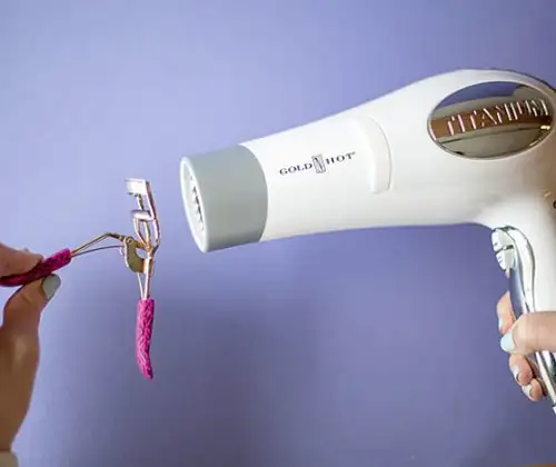 hair-dryer-eyelash-curlers.webp