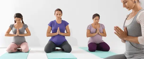 hamilelikte_yoga.webp