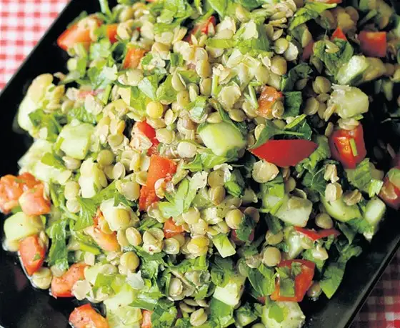hangi-salata-kac-kalori--2110770.webp
