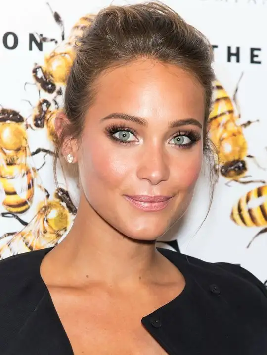 hannah-davis-5-w540.webp
