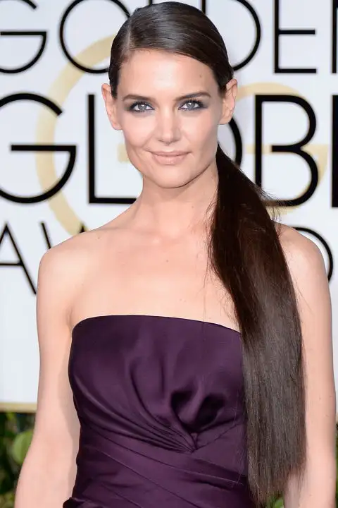hbz-best-hair-colors-for-spring-dark-brown-katie-holmes_3.webp