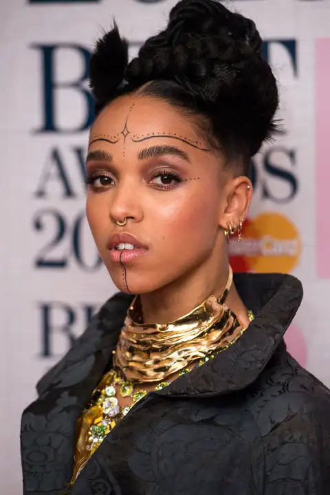 hbz-the-list-unconventional-beauties-fka-twigs-gettyimages-461571342.webp