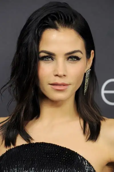 hbz-vday-hair-jenna-dewan-tatum_1.webp
