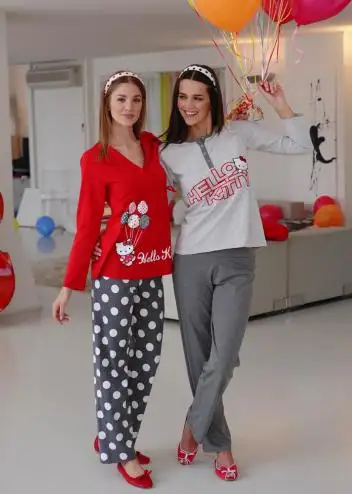 Hello-Kity-2010-Gecelik-ve-Pijama-Modelleri-4.webp