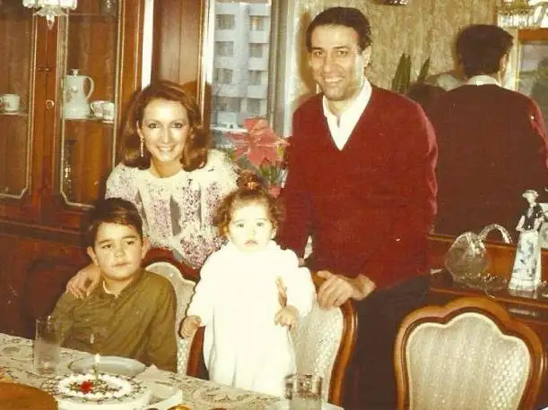 hic_gormedigimiz_fotograflariyla_kemal_sunal_(18)_1346555876545f24804e705.webp