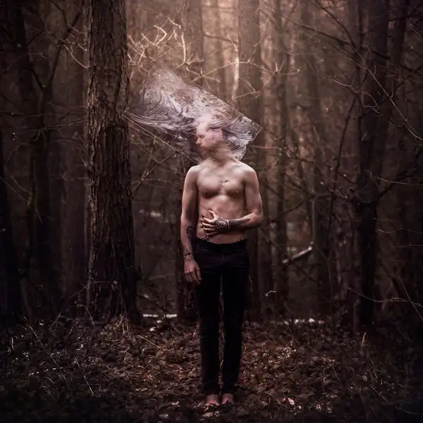 i-tell-surreal-stories-through-my-photographs-12__880.webp