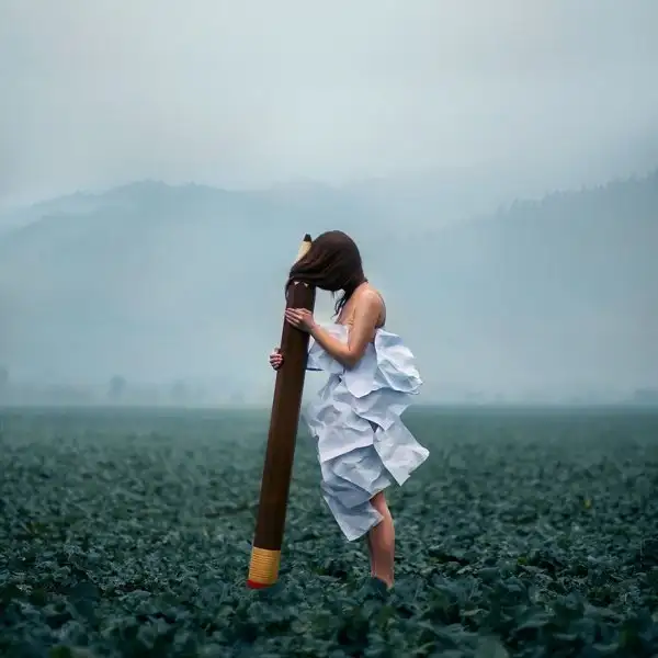 i-tell-surreal-stories-through-my-photographs-3__880.webp