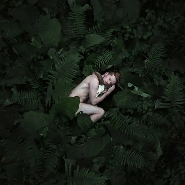 i-tell-surreal-stories-through-my-photographs-7__880.webp