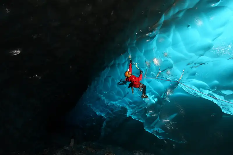 ice-cave-ice-climbing-cuny-proverbio-glacier-perito-moreno-argentina.webp