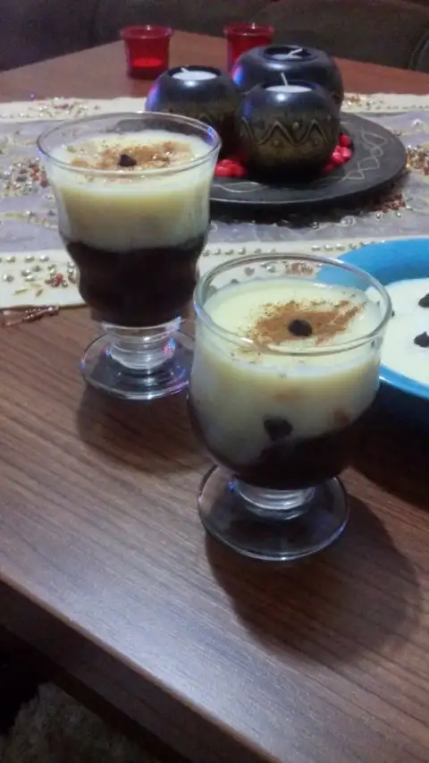 iki renkli puding.webp