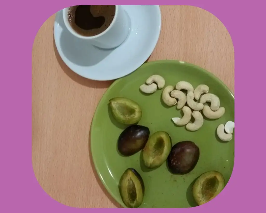 inCollage_20220811_213457014.webp