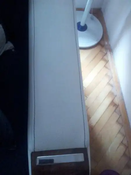 io.webp