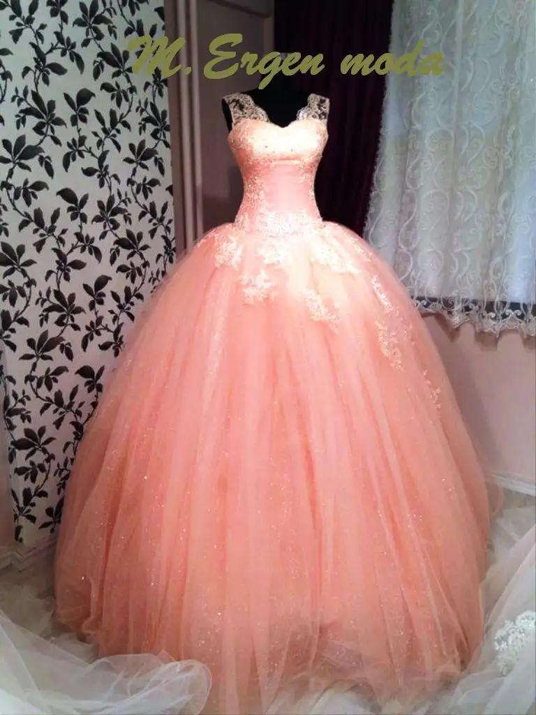 irfanasor-sirt-dekolteli-nisanlik-modelleri-mergen-moda-23599.webp
