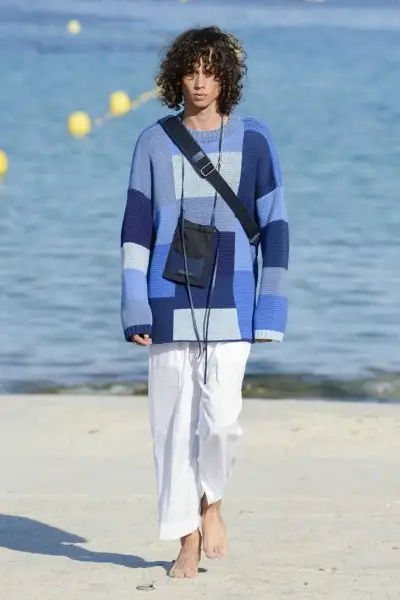 jacquemus_v_32-1530001921.webp