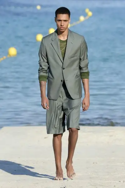 jacquemus_v_48-1530002030.webp